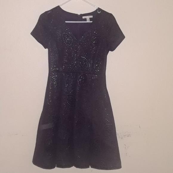 Dress - Picture 5 of 5